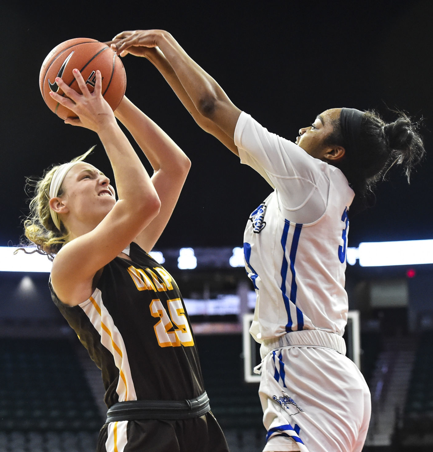 031519-mda-spt-missourihoops-31.jpg